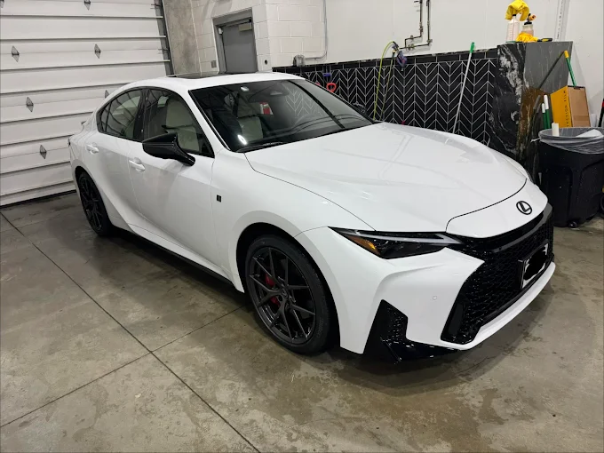 Key advantages of ceramic coating in Oatlands, VA